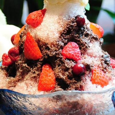 2Kg/Min LZ-128 Most Popular Shaved Ice Commercial Machine Maker with 2kg Ice Storage